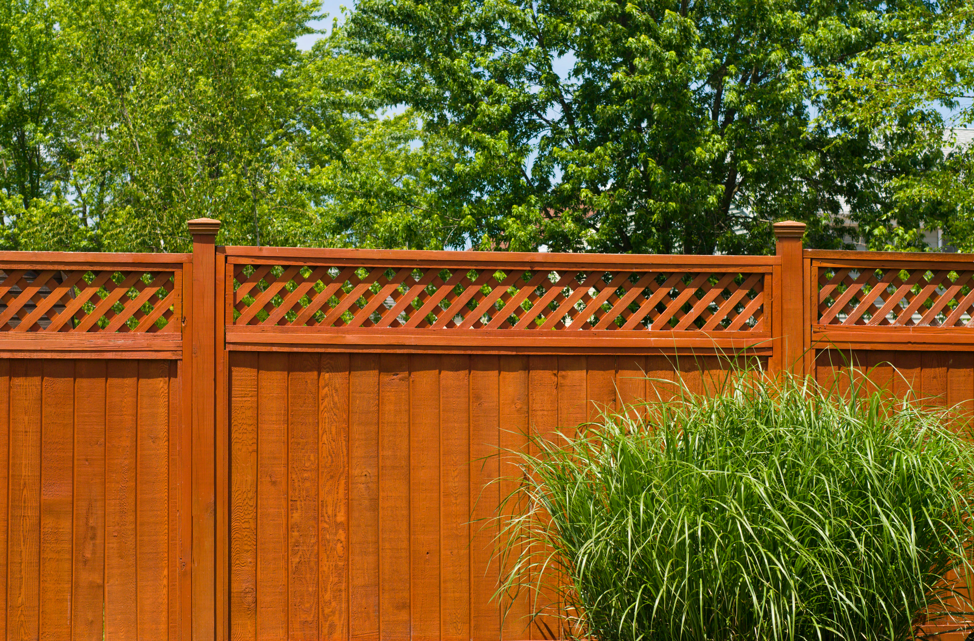 wood-residential-fence-lincolnshire