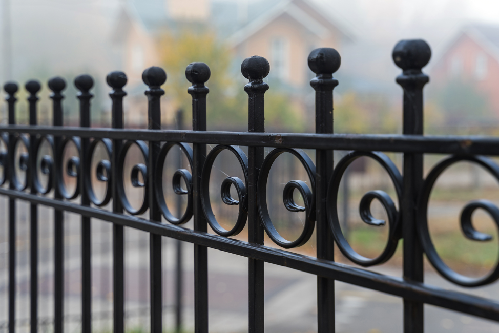 wrought-iron-fence-maintenance-arlington-heights