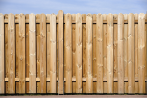Fencing contractor in Crystal Lake Illinois
